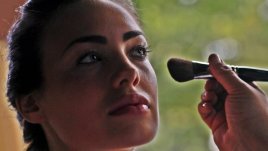 Лек грим – за да изпъкне естествената красота