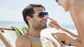 5 неща, за които е по-добре да се преструвате във връзката