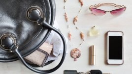 Дамската чанта – кутията на Пандора