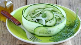 Салата с краставици и фенел