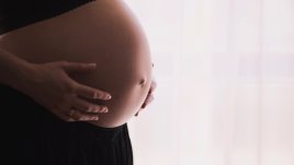 Храни, които да избягвате при бременност 