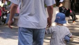 Татко, днес цял ден съм с теб!