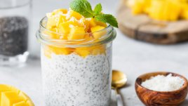 Пудинг с чия и манго