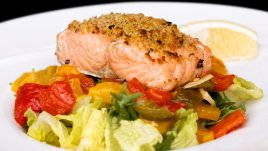 Рибно филе с пармезанова коричка