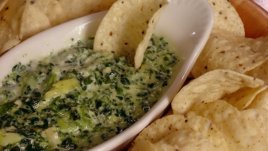 Разядка със спанак, майонеза и кестени 