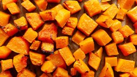 Лесна печена чеснова тиква