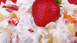 Плодова салата с маскарпоне