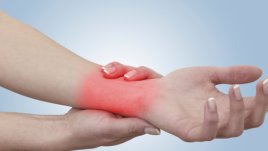 За какво говорят скулптурите на предмети от ежедневието, изложени в София