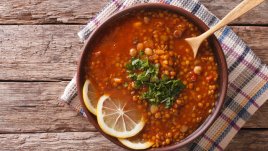 Мароканска пикантна супа от леща