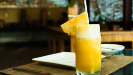 Пресен сок от ананас - ползи за здравето 