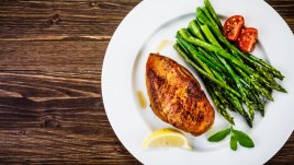 Аспержи на фурна със соев сос и масло 