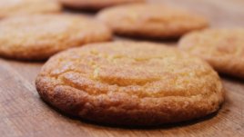 Коледни канелени сладки