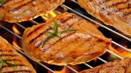 Пилешко на грил с горчица и кафява захар