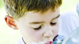 „Пийте вода!“ – но колко точно?