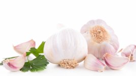 Чесънът – не само домашен лекар, а много повече!