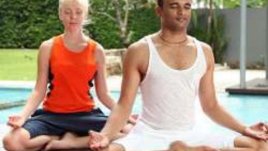 Според индийски гуру за един ден може да се свалят 20 кг