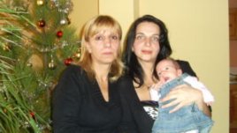 На майка ми