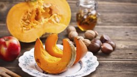Печена тиква с ябълки