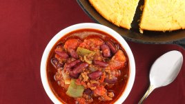 Постно чили с боб