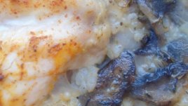 Пиле с ориз и гъби на фурна