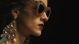 Слънчевите очила – ексцентрични и закачливи