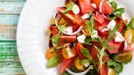 Лятна салата с диня, рукола и фета 