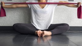 Как да стегнете увисналата кожа на ръцете? 