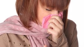 Храни и напитки, които трябва да избягвате при настинка и грип