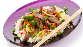 Говеждо по азиатски с грах