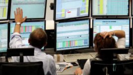 Работата зад бюро ни прави по-глупави