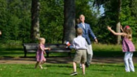 Колко е важно да насърчаваме и подкрепяме децата си