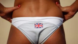 Изгорели на плажа – защо и как да реагираме?