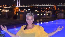 Джина Стоева роди момиче