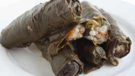 Сарми с лозови листа (за Бъдни вечер)