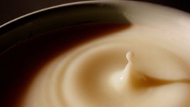 Храни, които помагат за спокоен сън