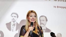 Популярни лица от тв екрана отпразнуваха заедно с ученици 3 март