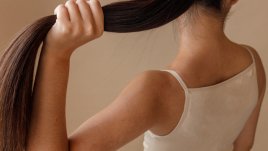 Как да сложите край на цъфтящите краища на косата