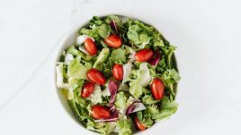 Свежа салата с айсберг