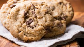 Бисквити с черен шоколад