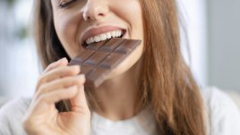 Какви са ефектите на шоколада върху кожата на лицето?