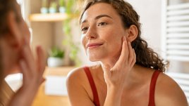 Ефективни трикове за заличаване на лунички по кожата 