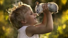 Приказни детски фотографии, създадени от една майка