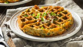 Гофрети с бекон и картофи