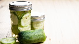 Бързи мариновани краставички