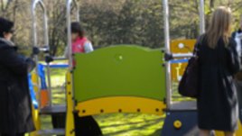 Нова детска площадка в Южния парк в София