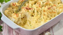 Запеканка с карфиол, чедър и пармезан 