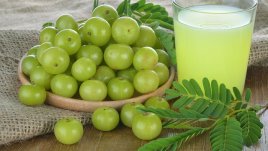 Защо амла на прах е полезна за кожата и косата 