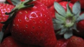 Домашен ягодов ексфолиант за лице