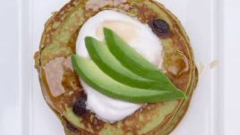 Палачинки с авокадо и банан