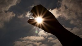 Фрази, които да си повтаряме в трудни моменти